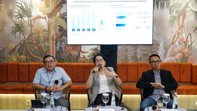 Melalui layanan Non Connectivity dan Connectivity, Telkom berkomitmen untuk terus berinovasi dan berkembang bersama pelanggan memajukan B2B industri Indonesia.