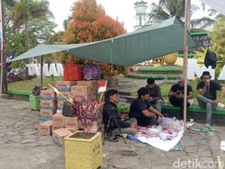 Warga di Bone Kumpul Logistik untuk Aksi Besar-besaran Tolak Kenaikan PBB