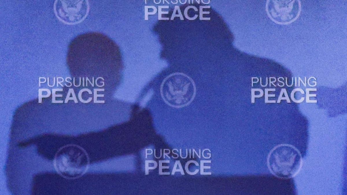 Usai Teleponan, Putin dan Trump Akan Bertemu di Hungaria Bahas Ukraina