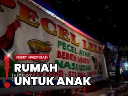 Pak Jainuri Bangun Rumah-Kos 4 Pintu Hasil Jualan Pecel Lele