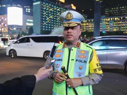 Kakorlantas Patroli Jelang HUT ke-80 RI: Polantas Menyapa Hadir Dengan Senyum