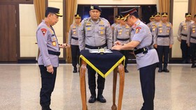 Kapolri Resmi Lantik Komjen Dedi Prasetyo Jadi Wakapolri