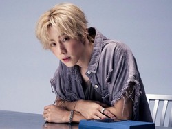 Lirik Lagu Hold Still - Mark Tuan