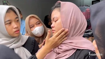 Detik-detik Sherly Beri Ciuman Terakhir ke Mpok Alpa Usai Pingsan Berulang Kali
