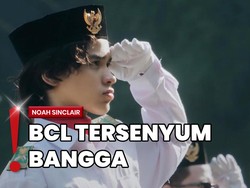 Momen Noah Sinclair Jadi Pemimpin Upacara HUT RI 80 di Sekolah