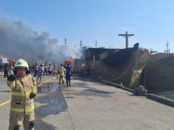 Kapal Terbakar di Muara Baru Bertambah Jadi 5 Unit, Ini Kronologinya