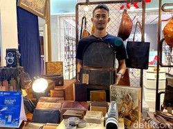 Dari Selembar Uang Warna Biru, Ransel Kulit Bandung Ini Invasi Singapura