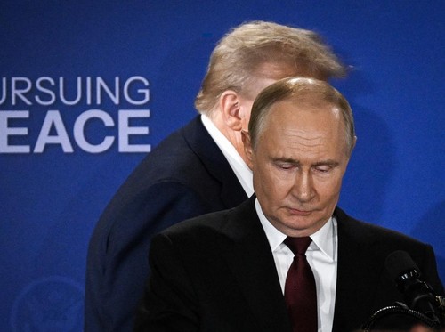Hasil KTT Alaska Tak Jelas, Putin Dinilai Menang Besar dan Trump Kesal