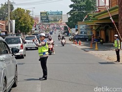 Long Weekend, Arus Lalin Simpang Karanglo-Batu Lancar