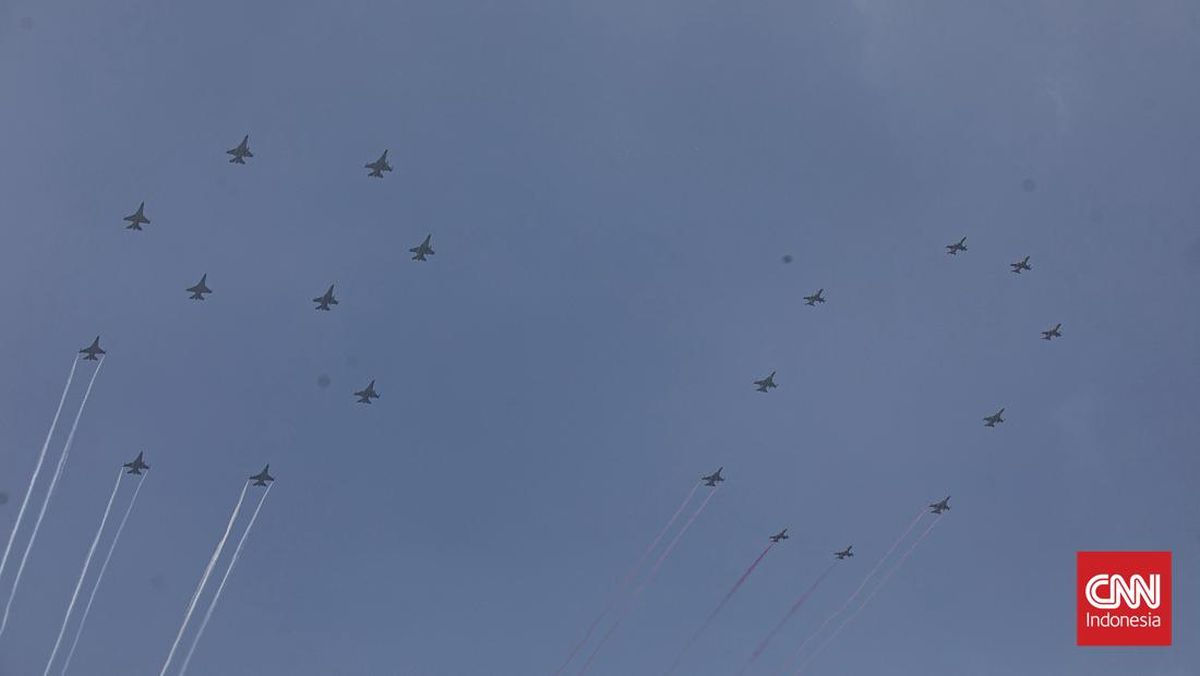 Atraksi Jet Tempur F-16, Berikan Ucapan HUT ke-80 RI