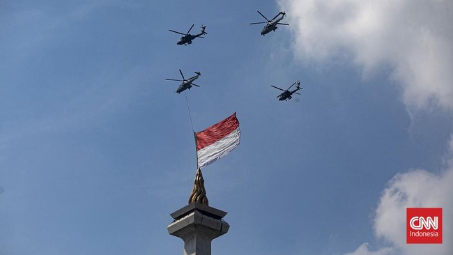 Penyebab Bendera Merah Putih Raksasa HUT TNI Robek di Monas Kapuspen TNI Mayjen Freddy Ardianzah menjelaskan bendera Merah Putih raksasa robek saat gladi HUT ke-80 TNI akibat angin kencang dan bahan kain kurang baik.