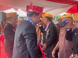 Gus Fawait Pakai Syal Bendera Palestina di Upacara HUT RI, Ini Alasannya