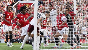 Sorotan Dunia Olahraga CNN Sport : Hasil Liga Inggris: Gol Kontroversial, Arsenal Menang Tipis Atas MU