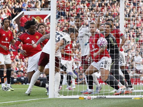 Hasil Liga Inggris: Gol Kontroversial, Arsenal Menang Tipis Atas MU