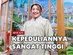 Tak Sombong dengan Tetangga, Mpok Alpa Sampai Wakafkan Ambulans