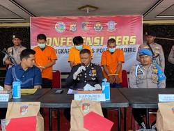 Komplotan Pecah Kaca Mobil Gasak Rp 1,1 M di Nabire, 3 Pelaku Ditangkap