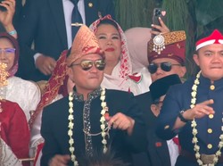 Serunya Aura Farming Pacu Jalur di HUT RI di Istana, Menteri Asyik Joget