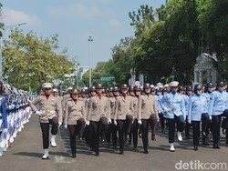 Polwan Polda Metro Jaya Jadi Bagian Pasukan Pengibar HUT ke-80 RI