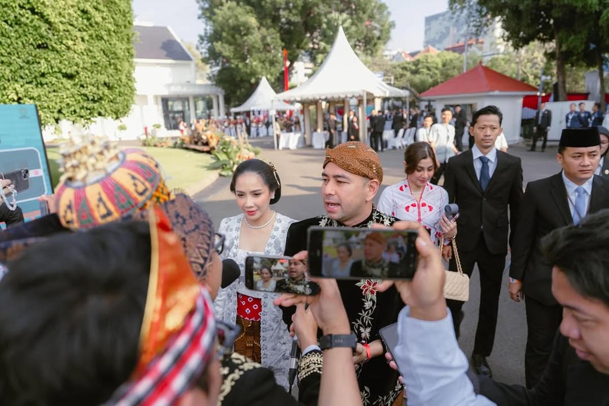 Potret Raffi Ahmad dan Nagita Slavina di Istana Merdeka