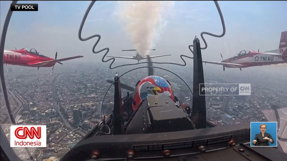 VIDEO:Atraksi Flypast Jupiter Aerobatic Team dan Tim Demo Udara TNI AU