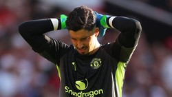Bayindir Blunder, Onana Diparkir, MU Butuh Kiper Baru?