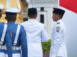 Arka Bintang Pelajar Surabaya Pimpin Pasukan 8 Paskibraka di Istana