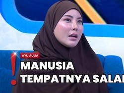 Ayu Aulia Tampil Tertutup usai Dapat Pesan Mendiang Ayah di Mimpi