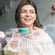 Benarkah Minum Kopi dan Teh Setiap Hari Bisa Jadi Mood Booster? Ini Kata Penelitian