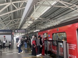 Warga Senang Tarif MRT-TransJ Rp 80: Bikin Hemat Pengeluaran