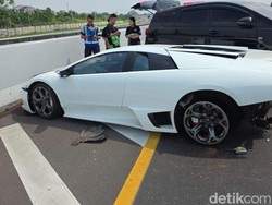 Lamborghini Kecelakaan hingga Remuk di Tol Kunciran saat Konvoi