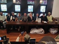 Ditolak UGM, Launching Buku Roy Suryo dkk Pindah ke Kafe
