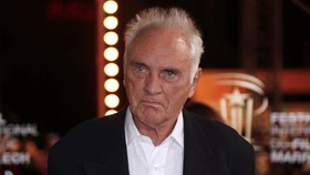 Aktor Terence Stamp Meninggal Dunia pada Usia 87 Tahun