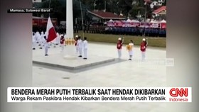 VIDEO: Bendera Merah Putih Terbalik Saat Hendak Dikibarkan