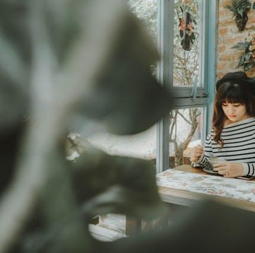 6 Alasan Pentingnya Memutar Musik di Kafe, Bikin Mood Lebih Ceria