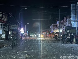 Polisi Sisir Jalan Cokroaminoto Antisipasi Sisa Massa Tolak Kenaikan PBB Bone