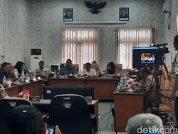 Pansus Hak Angket DPRD Pati Tanya Camat soal Video Deklarasi Lunas PBB 250%