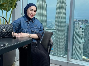 Keteguhan Hati Erin Tak Mau Cerai, Berikan Andre Taulany Pujian Setinggi Langit