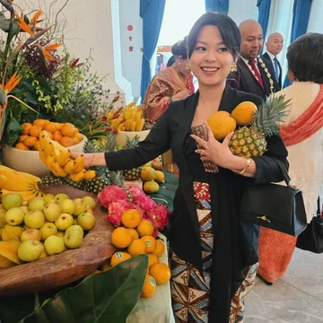 'Silent Protest' Pakai Batik, Cucu Bung Hatta Kenakan Jarik Motif Slobog di Hari Kemerdekaan RI