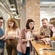 Punya Teman Kerja Toxic? Hadapi dengan 5 Cara Ini