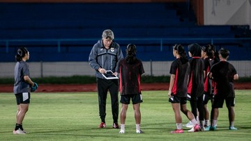 Sorotan Dunia Olahraga CNN Sport : Timo Scheunemann Nilai Masa Depan Timnas Putri Indonesia Cerah