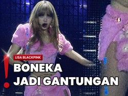 'Duta' Labubu, Lisa BLACKPINK Pakai Outfit Serba Pink di Konser London