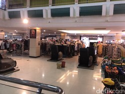 Jogja Dilanda Hujan Lebat, Ramai Mall Malioboro Bocor