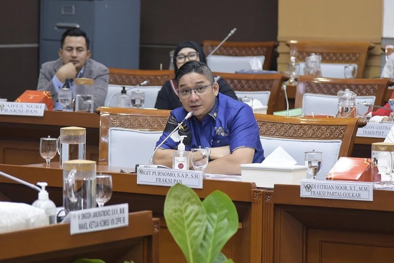 Pasha Ungu Pasha Ungu
