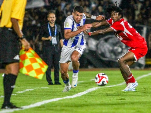 Persib Kalah, Bojan Hodak Mencak-mencak Sebut Gol Bodoh