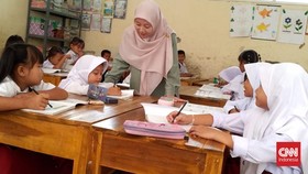 Sunyi Perjuangan Guru di Bogor Lawan Pernikahan Anak