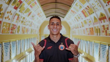Liputan Olahraga CNN Sport : Persija Resmi Rekrut Bruno Tubarao, Dikenalkan di Blok M