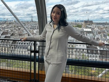 img-title Terpopuler: Anak Ridwan Kamil Dikira Pindah Agama hingga Darius-Donna LDM