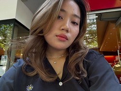 Genap 21 Tahun, Ini 7 Potret Gaya Terbaru Zara Anak Ridwan Kamil Jadi Sorotan