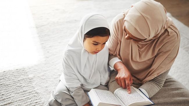 21 Hukum Bacaan Tajwid Beserta Contoh dan Penjelasan Berserta Cara Mengajarkan ke Anak