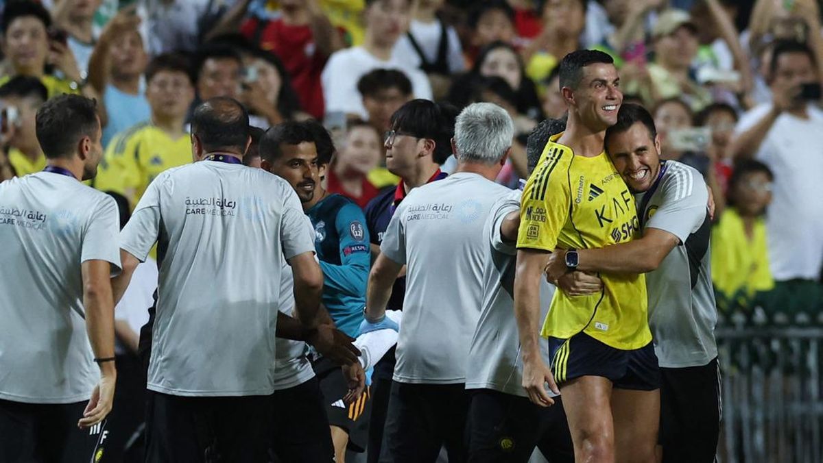 FOTO: Sadio Mane Injak Perut Lawan, Ronaldo Kunci Al Nassr Menang